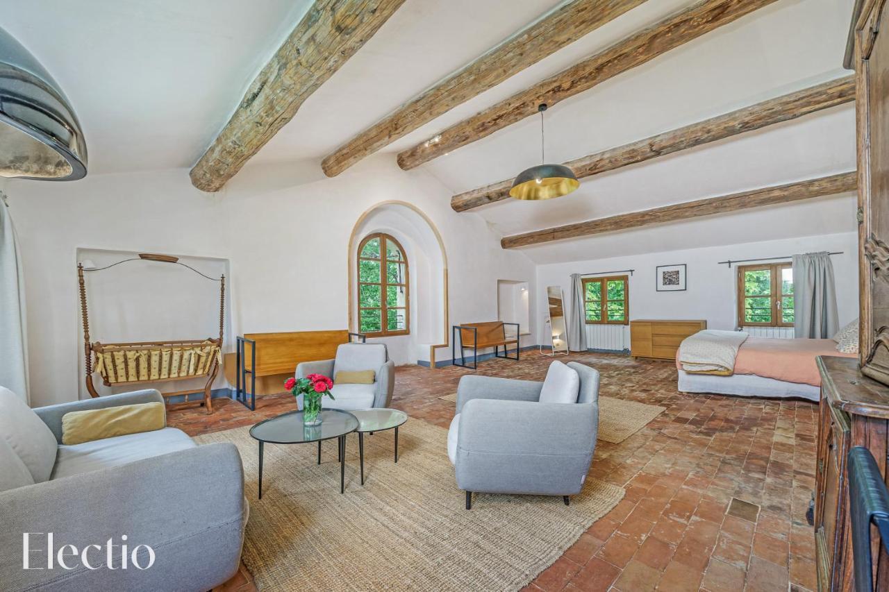 Parenthèse en Luberon Hotel Rustrel Buitenkant foto